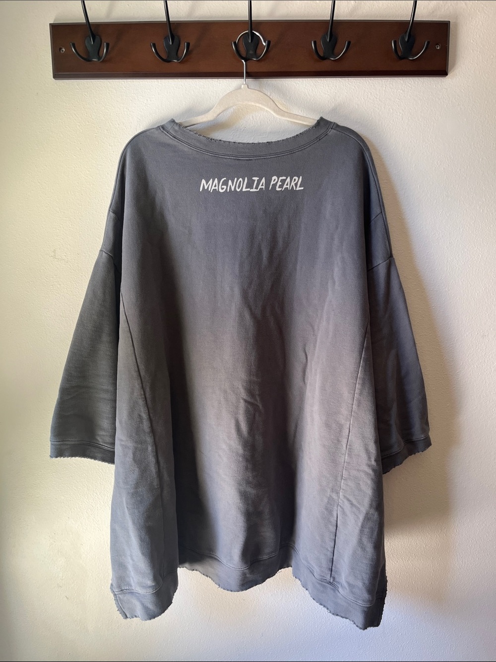 Magnolia Pearl 🪩💕 Francis Hi Lo Washed Gray Disco Sweatshirt Top OSFM - Picture 10 of 10